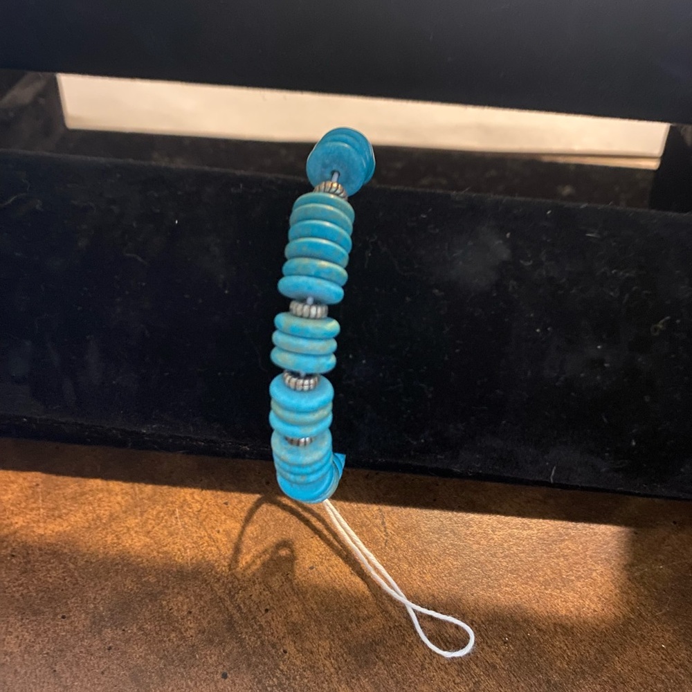 New OS Turquoise and pewter stretch Bracelet